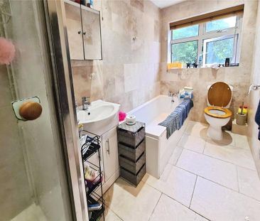 4 bedroom house to rent - Photo 2