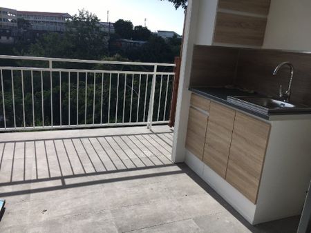 Studio tout compris eau et électricité à Bellevue - FORT DE FRANCE - Photo 2