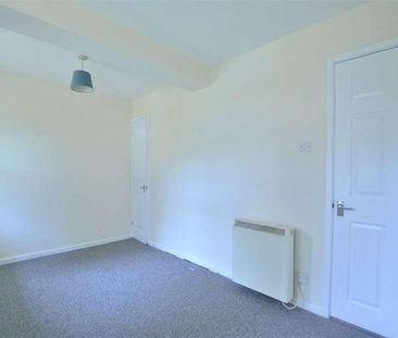 High Street, Gloucester, Gloucestershire, GL1 - Photo 2