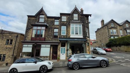 2 bedroom flat to rent - Photo 2