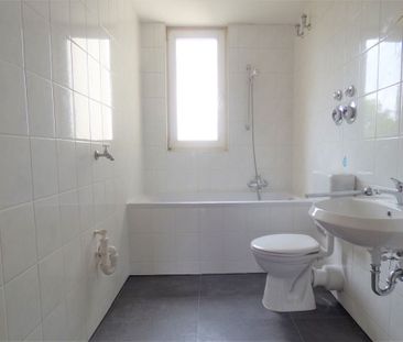 HELLE UND INDIVIDUELLE 2-Raum Whg. in Lindenau, Bad m. Fenster! - Photo 1