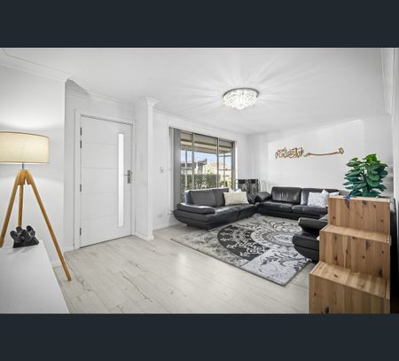21 Dudley Street, Mount Druitt, NSW 2770 - Photo 2