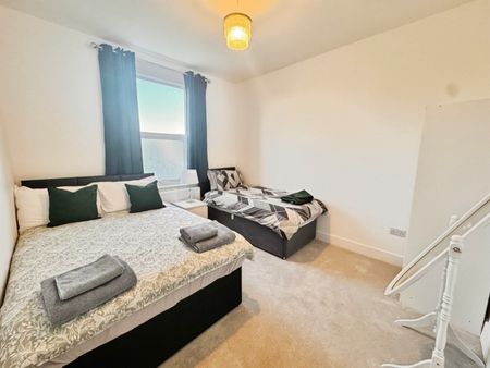 North Avenue, Southend-On-Sea - Photo 2