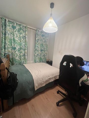 2 Bed End Terrace, Lizmar Terrace, M9 - Photo 3