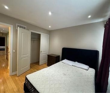 For Lease - 866 Khan Crescent, Mississauga, Ontario - Photo 6