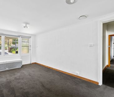 34 Earl Street Sandy Bay TAS 7005 Australia - Photo 2