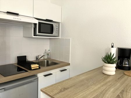 Location Appartement 1 pièce 22m² - Photo 4