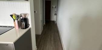 Beautiful 1 bedroom, 2 bathroom in the junction - Photo 2