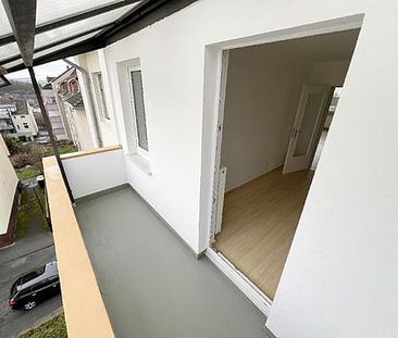 Gepflegte 3 -Zimmerwohnung mit Balkon und modernem Tageslichtbad in... - Photo 1