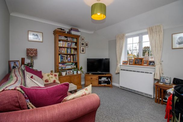 1 bedroom maisonette to rent - Photo 1