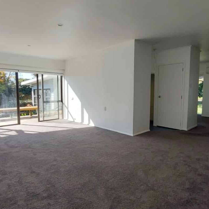 Great Easter Find for the Family! - Photo 1