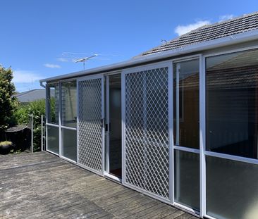 90 Matipo Road, Te Atatu Peninsula, Auckland - Photo 6