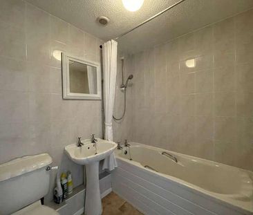 Kirkwood Avenue, Birmingham, B23 - Photo 4