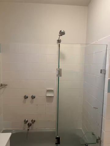 Ivanhoe - Photo 4