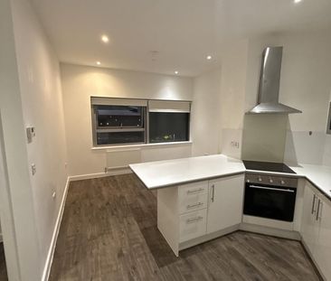 1 Bed Flat, City House, CR0 - Photo 2