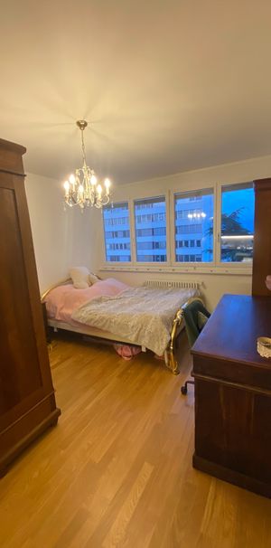 Appartement de 1 pièce au 6ème étage à Renens - Photo 1