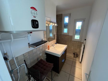 AIX SUD - T4 AVEC STATIONNEMENT PROCHE AUTOROUTES, - Photo 4