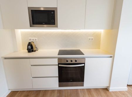 Rua Fernão Lopes, Almada, Setúbal Municipality 2800-069 - Photo 4