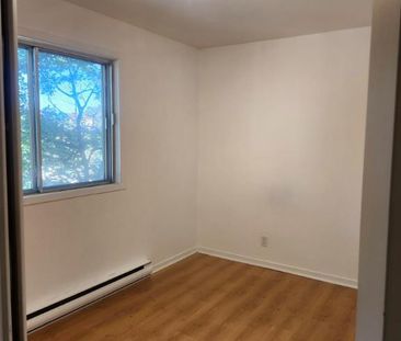 LOGEMENT 3 1/2 À STE-FOY - Photo 3