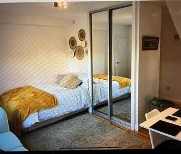 1 bedroom studio apartment to rent - Photo 6