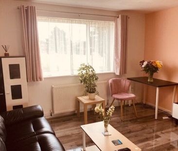 Slepe Crescent, Poole - Photo 2