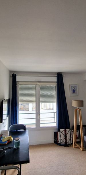 A LOUER AU CENTRE VILLE - STUDIO MEUBLE 18.61M² - Photo 1