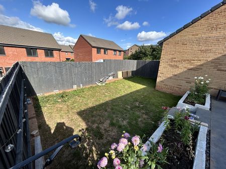 Priest Close, Exeter - Photo 5