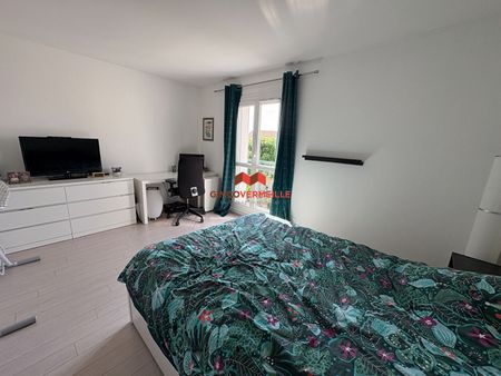 Location Appartement 3 pièces 71m² - Photo 4