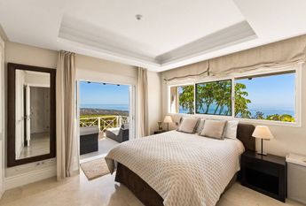 Luxury Villa for rent in Marbella Del Este, Andalusia