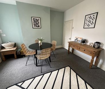 3 bedroom terraced house to rent - Photo 2