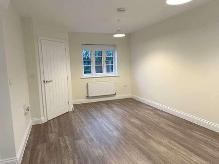 Field View, Brackley, NN13 - Photo 4