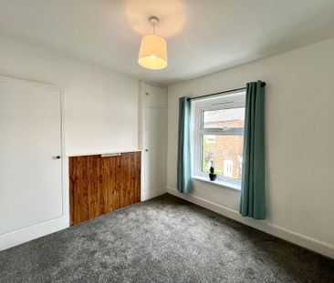 2 bedroom terraced house to rent - Photo 6