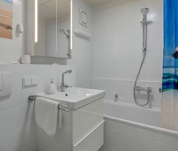 Apartment for rent with south-facing terrace in Feldmoching - Photo 1