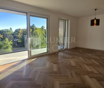 Nový 2-izbový byt v centre s parkovaním a veľkou lodžiou – Fotografia 1