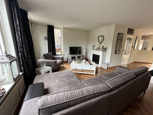 Huis te huur: Elgarstraat 32 3335 DA Zwijndrecht - Foto 1