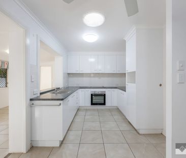 FEATURE PACKED HOME - Photo 4