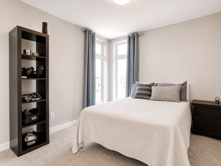 For Lease - 616 Rowers Way, Blossom Park - Airport and Area, Ontario - Photo 3
