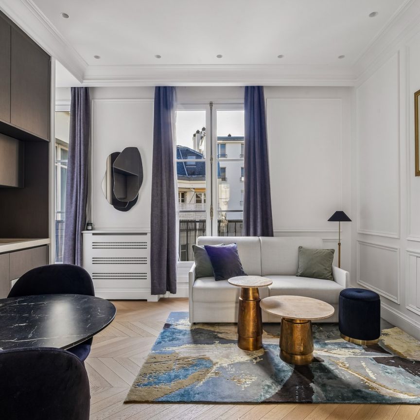Tout savoir sur cet appartement dans le quartier Triangle d'Or, à Paris 8ème - Photo 1