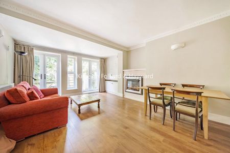 3 bedroom flat to rent - Photo 3