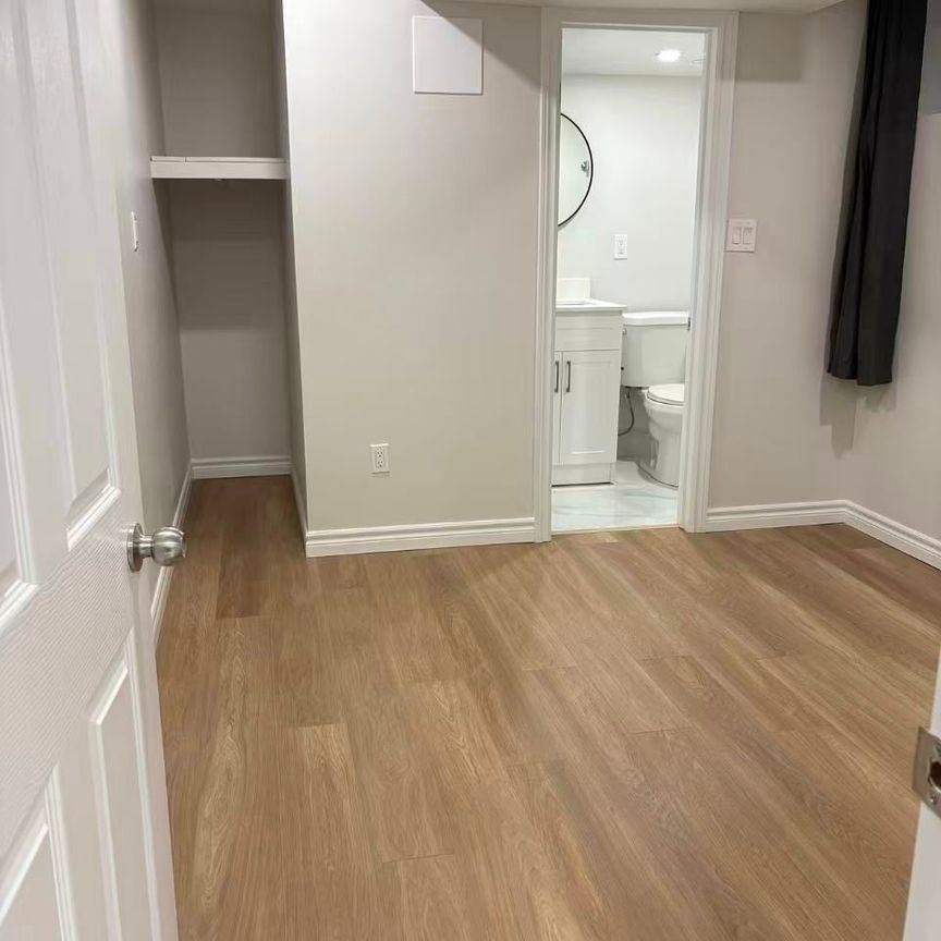 For Lease - 256 Palmerston Avenue, Toronto, Ontario - Photo 1