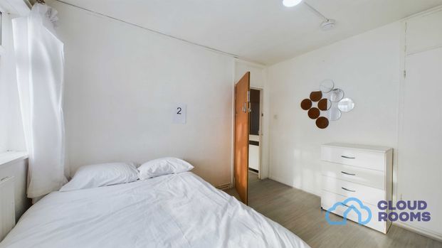 RM2 Solebay Street | Stepney Green | London | E1 4PP - Photo 1