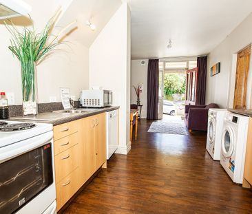 47 Park Street, North Dunedin - Photo 3