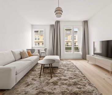 Beeindruckende 1-Zimmer Wohnung in Charlottenburg - voll möbliert - Photo 1