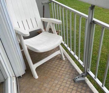 Location Appartement 2 pièces Meublé 58m² MONT ST AIGNAN 76130 - Photo 5