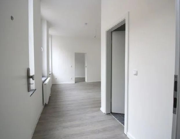 2-ZIMMER-ERDGESCHOSSWOHNUNG IN KLIKIKUMNÄHE ZU MIETEN - Photo 1