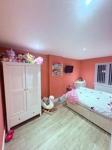 22 Creevy Avenue, Belfast, BT5 7PN - Photo 5