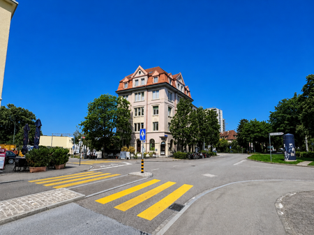 Schöne 2.5-Zimmerwohnung im 2. OG (w4) mit Balkon, eigener Waschmaschine und Kellerabteil - Foto 4
