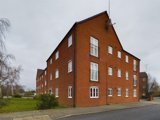 2 bedroom flat to rent - Photo 1