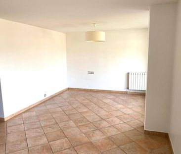 Location appartement rénové 4 pièces 93.2 m² à Romans-sur-Isère (26... - Photo 3