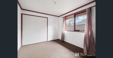 Neat & Tidy Three-Bedroom Home - Photo 3